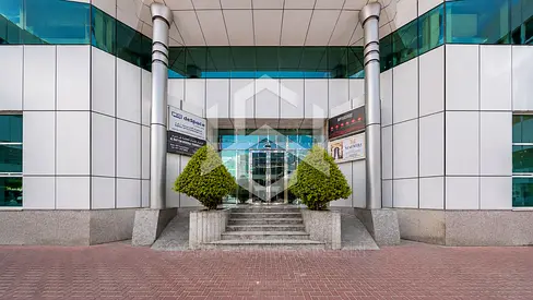 Retail Shop | Fitted | Inside Building | Up to 4 Cheques | Carpeted