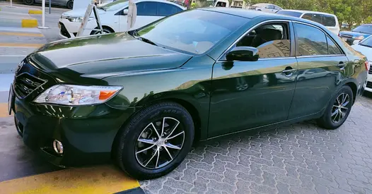 2010 Toyota CAMRY — фото 2