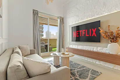 EXCLUSIVE DEAL | MASSIVE BALCONY | ALL BILLS INCLUDED