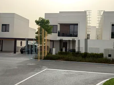 4 Bedroom | Owner Occupier | 2 Payments | Mid Unit