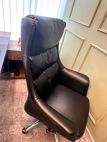 Black High-Back Leather Office Chair with Headrest