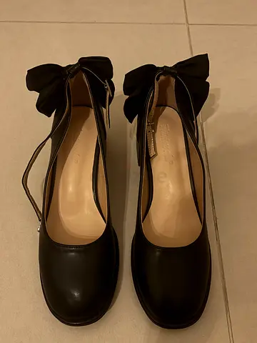 Black women's bow ankle-strap heels, cn size 40