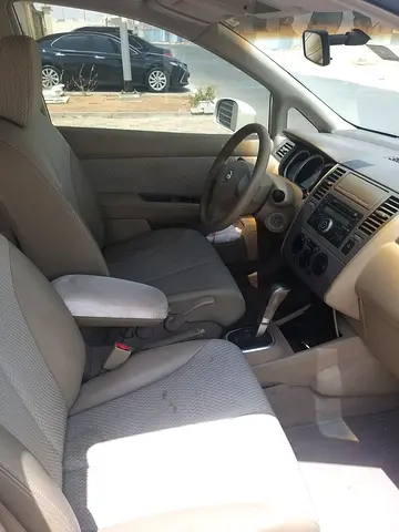 2009 Nissan TIIDA 照片 4