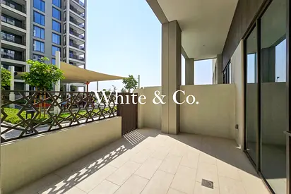 RARE UNIT | LARGE TERRACE | VACANT NOW