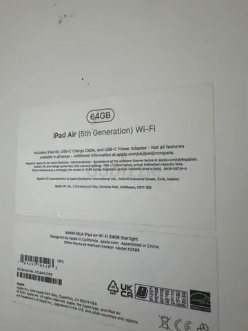 Apple iPad Air (5th Gen) 64GB Wi‑Fi - Boxed