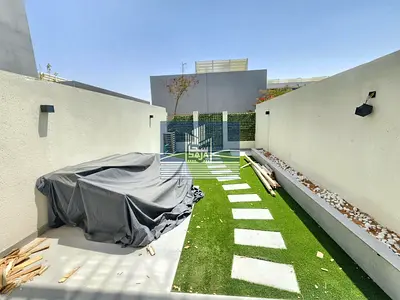 Super Spacious | Huge Up Hill Garden | Prime Location