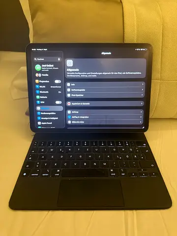 iPad Pro 11 Inch (2018) + magic Keybord