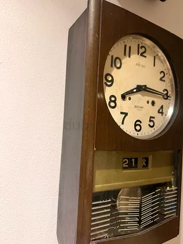 Vintage Seiko Wall Clock with Date Mechanism - Wooden Case
