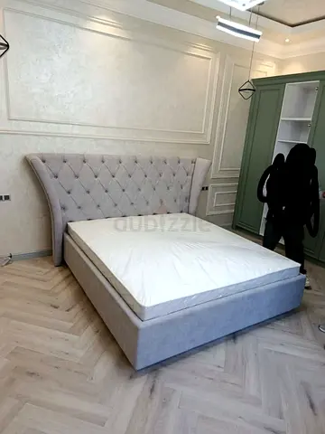 200*200 super king size Bed with tufted headboard without matress
