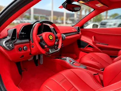 صورة 9 لـ 2014 Ferrari 458 ITALIA
