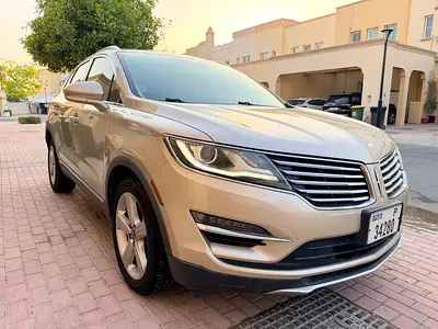 صورة 1 لـ 2017 Lincoln MKC
