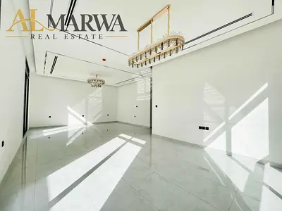 Lavish brand new home best location good price