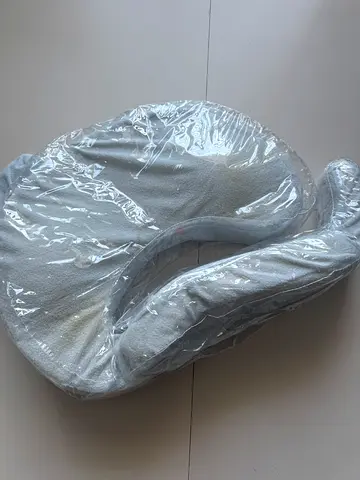 Feeding pillow