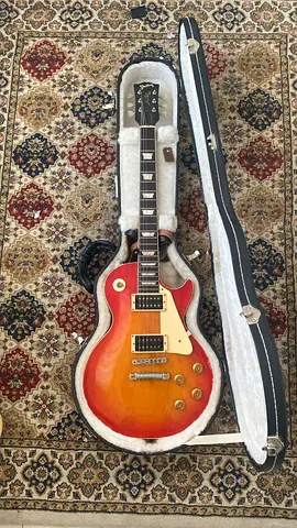 Shelten Les Paul Guitar