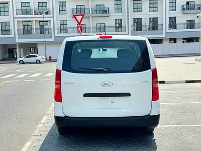 صورة 8 لـ 2018 Hyundai H1