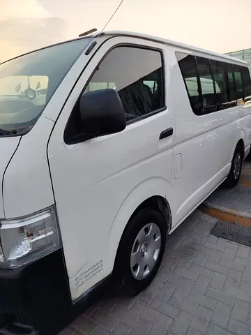 2012 Toyota HIACE — фото 6