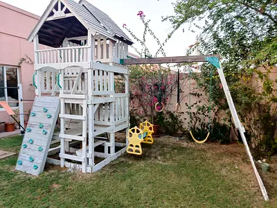 Garden treehouse / playhouse