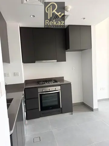 Spacious 1 Bed Apartment For Rent Tiraz 3 Aljada
