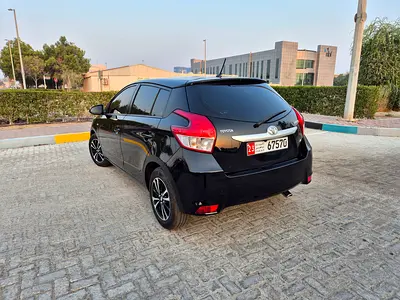 2016 Toyota YARIS 照片 6