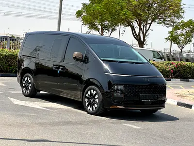 Hyundai Staria Premium | GCC Specs under warranty +Service contract