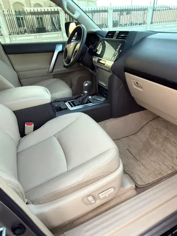 2022 Toyota PRADO 照片 8