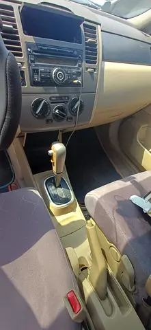 2012 Nissan TIIDA 照片 5