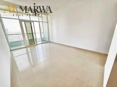 LUXURY SPACIOUS STUDIO WITH BALCONY ~ ONE MONTH FREE ~ BRIGHT AND CLEAN