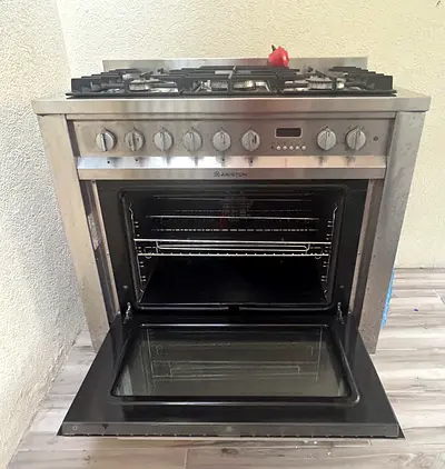 Gas cooker