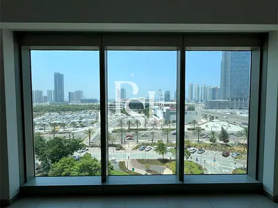 2 Broom + Study | Spacious Layout | Stunning Views