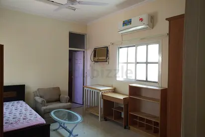 Furnished room w/bath, free parking/ wifi. For 1 person or couple Indian/ Filipino. No kids. No cmsn