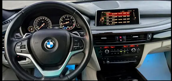 BMW X5 xDrive50i Luxury Line 2015 | GCC Specs | Pristine Condition