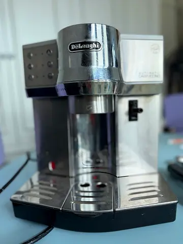 DeLonghi Automatic Espresso & Cappuccino Machine - Good Condition