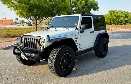 Jeep Wrangler 4x4 V6 GCC Specs