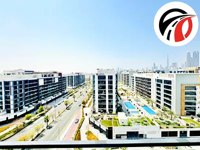 شقة من 3 غرف نوم | عزيزي ريفييرا 8 | تصميم الزاوية | شرفة وإطلالات على المدينة