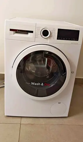 BOSCH Series 4 Latest 9/6kg Washer dryer combo 2in1 Exellent Condition