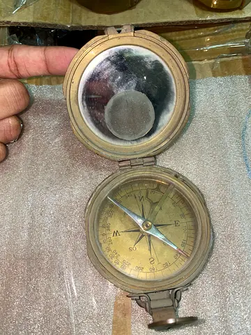 Antique brass compass-7cm length