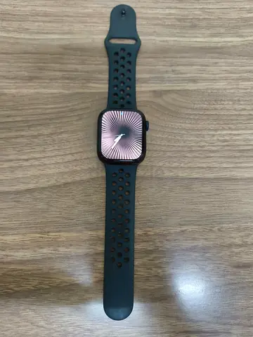 Apple Watch Series 7 Nike edititon (41mm)