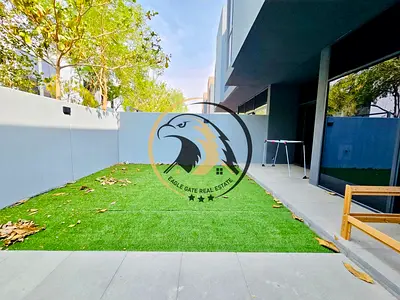4 BR TOWN HOUSE AVAILABLE | LUXURY LIFE STYLE | WITH ALL AMENITIES