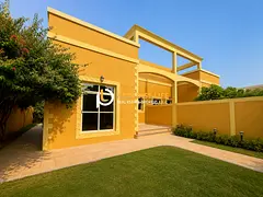 Single story 3 Bedroom villa available for Rent Mirdif