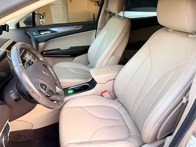 صورة 12 لـ 2017 Lincoln MKC