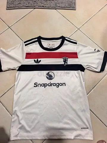 Manchester United Away Training Jersey - Snapdragon Logo, Size M, kids Year 10-12