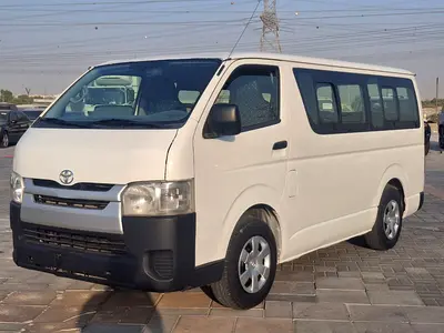 Toyota HiAce // Full seats // No accident // Original prints // Model 2016 // Good conditions
