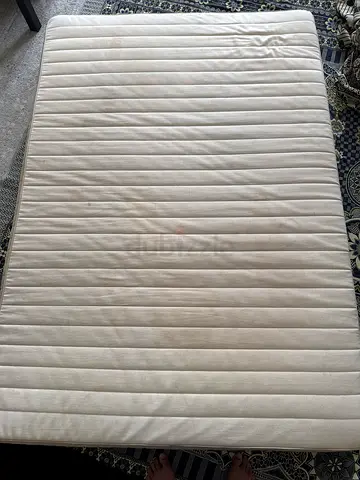Double Mattress 140x200 in Good Condition - Clean and Medium Firm HAFSLO