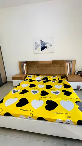Hone Center King size Bed with mattress and side tables for urgent move