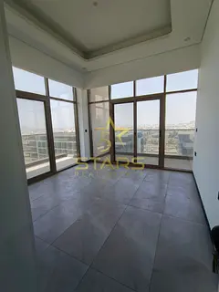 Vacant 2BR | Floor-to-Ceiling Windows | City View | Modern Finishes