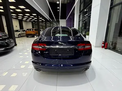 2015 Jaguar XF — фото 5