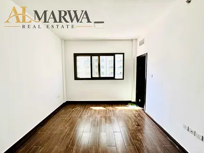 Luxury 1 Bedroom Apartment | Wooden Flooring | Free Parking | 12 Cheques | Prime Location