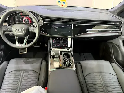 2026 AUDI RS Q8 照片 11