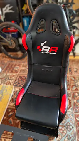 RaceRoom RR3055 Sim Racing Cockpit & Seat — Good Condition