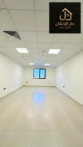 استديو أول ساكن للإيجار في مويلح الجديدة – الفلاح | مساحة واسعة ومطبخ منفصل وتصميم مميز
